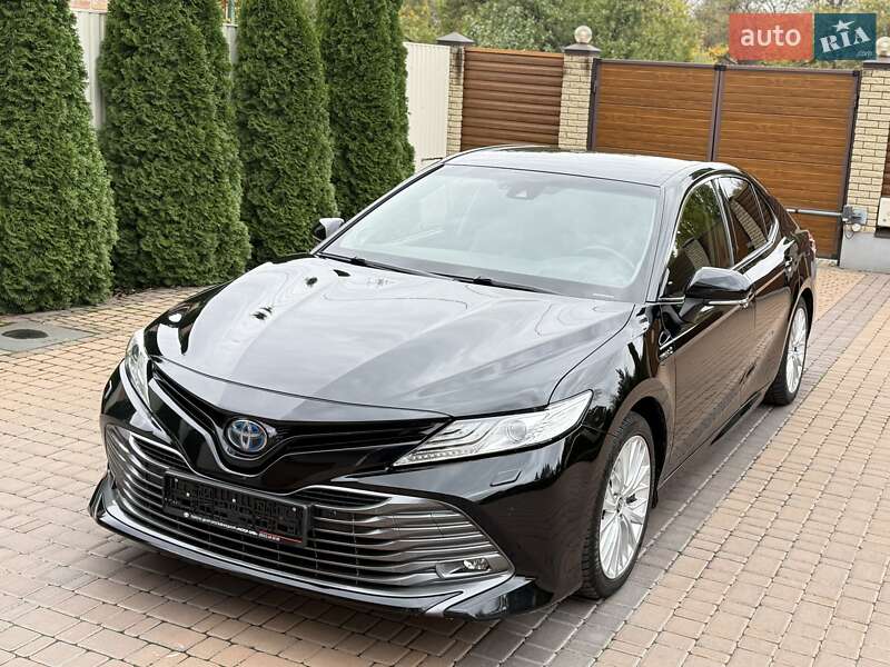 Седан Toyota Camry 2020 в Кропивницком