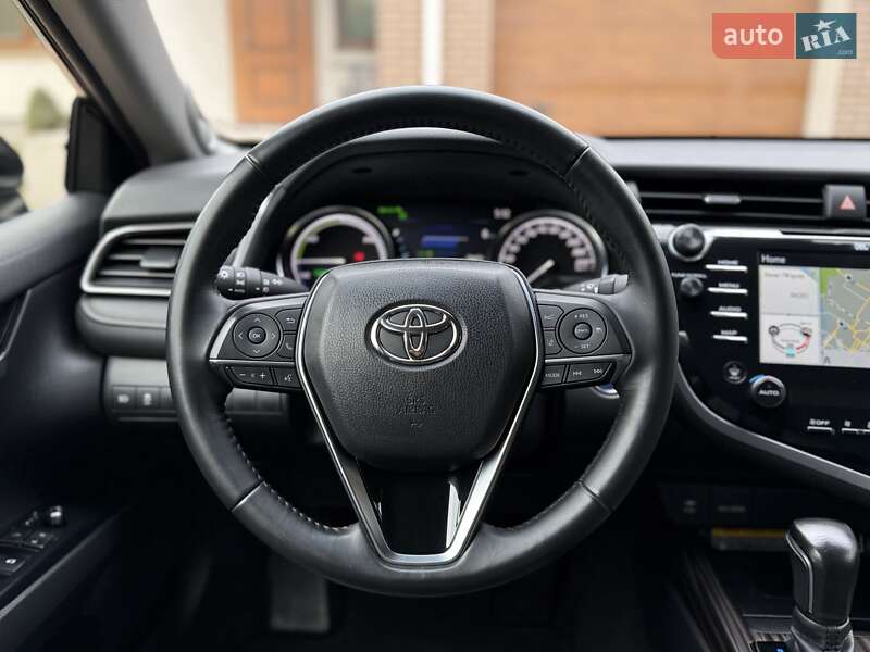 Седан Toyota Camry 2020 в Кропивницком