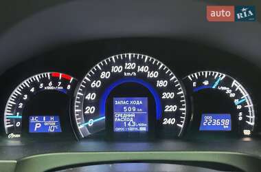 Седан Toyota Camry 2013 в 