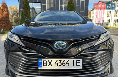 Седан Toyota Camry 2020 в 
