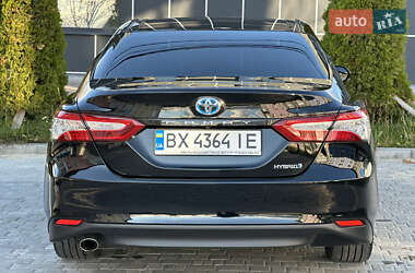 Седан Toyota Camry 2020 в 