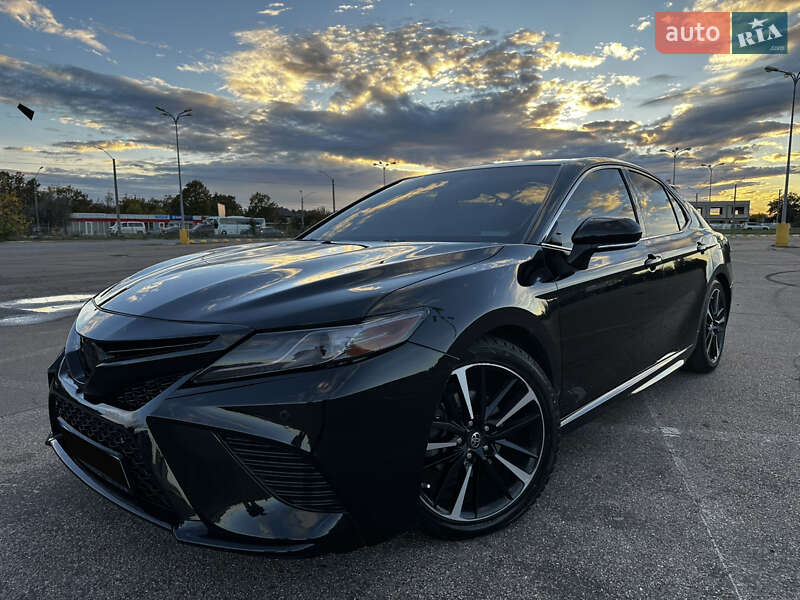 Седан Toyota Camry 2018 в Одесі