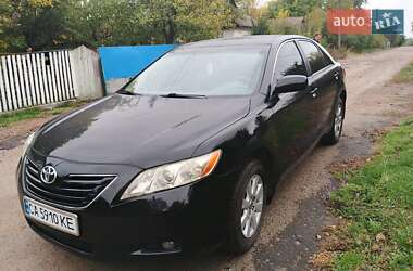 Седан Toyota Camry 2008 в Черкассах