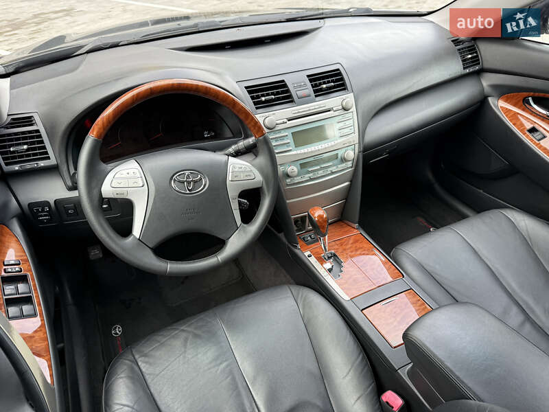 Седан Toyota Camry 2008 в Кременце фото 42 Седан Toyota Camry 2008 в Кременце
