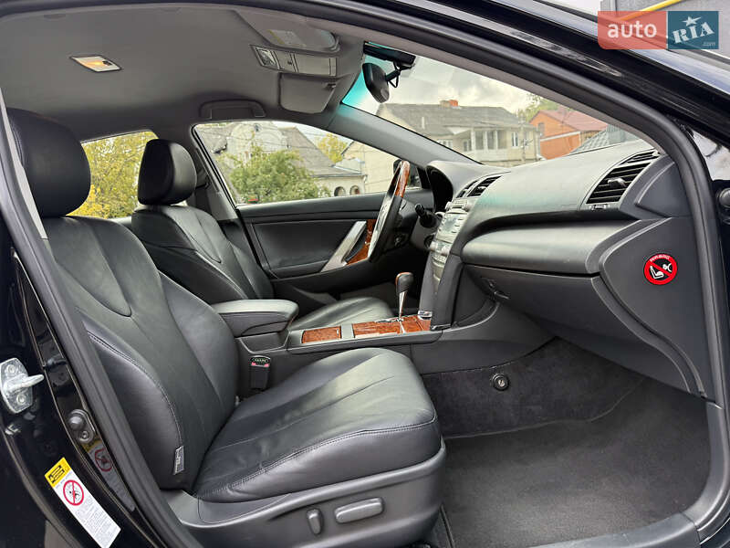 Седан Toyota Camry 2008 в Кременце фото 50 Седан Toyota Camry 2008 в Кременце