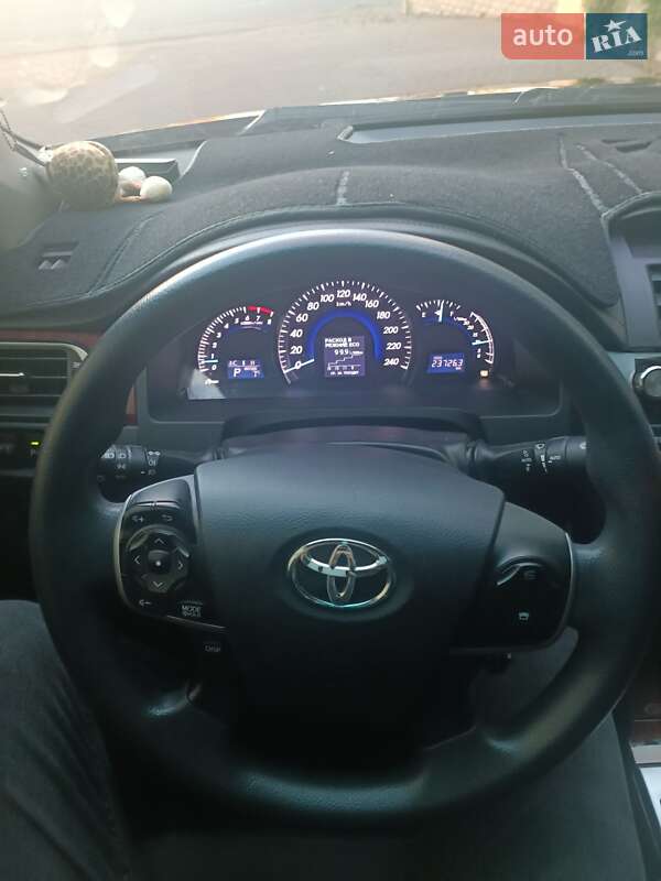 Седан Toyota Camry 2011 в Киеве фото 17 Седан Toyota Camry 2011 в Киеве