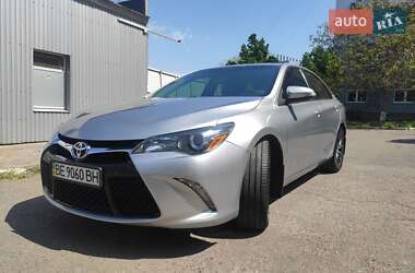 Седан Toyota Camry 2015 в Николаеве