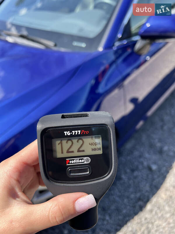 Седан Toyota Camry 2017 в Умані