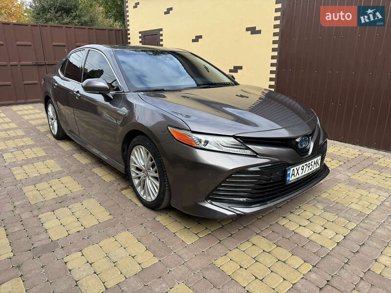 Седан Toyota Camry 2017 в Харькове фото 2 Седан Toyota Camry 2017 в Харькове