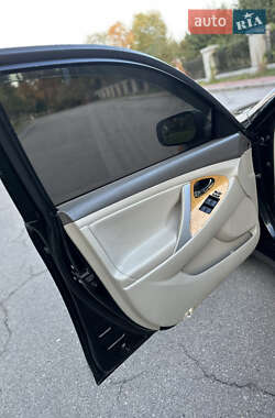 Седан Toyota Camry 2007 в 
