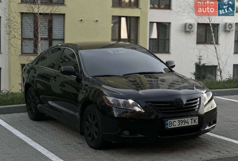 Седан Toyota Camry 2006 в Славуті
