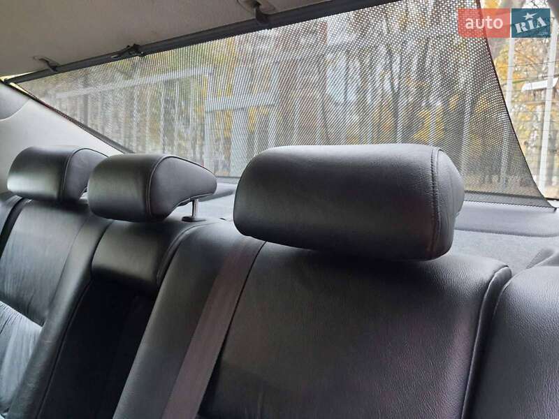 Седан Toyota Camry 2005 в Дніпрі