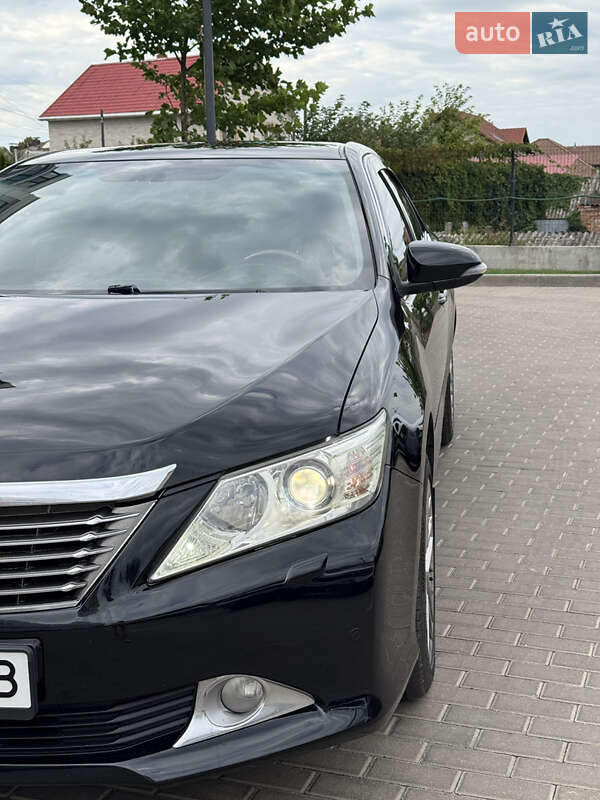 Седан Toyota Camry 2012 в Киеве