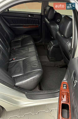 Седан Toyota Camry 2004 в  фото 31 Седан Toyota Camry 2004 в