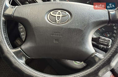 Седан Toyota Camry 2004 в  фото 38 Седан Toyota Camry 2004 в