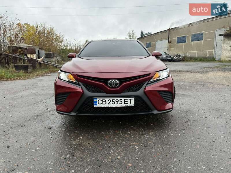 Седан Toyota Camry 2018 в 