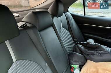 Седан Toyota Camry 2018 в 