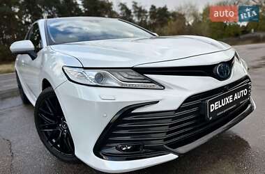 Седан Toyota Camry 2021 в 