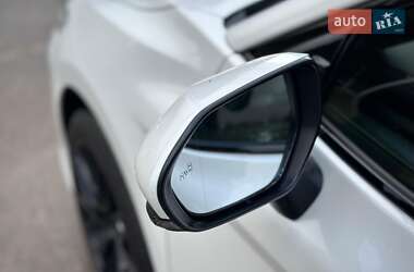 Седан Toyota Camry 2021 в 