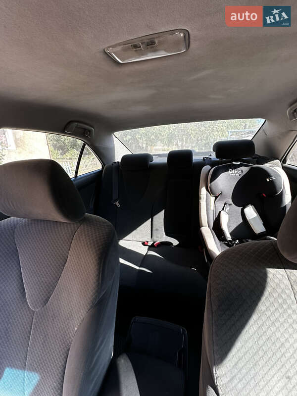 Седан Toyota Camry 2008 в Кривому Розі