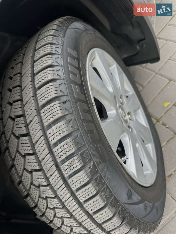 Седан Toyota Camry 2007 в Кропивницком