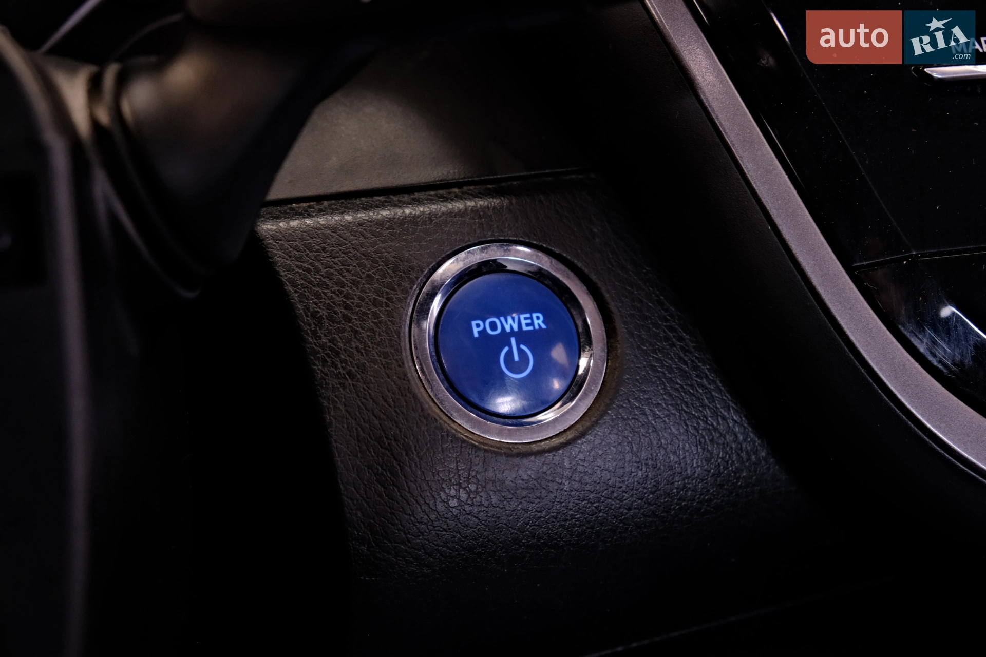2019 Toyota Camry - мініатюра 26