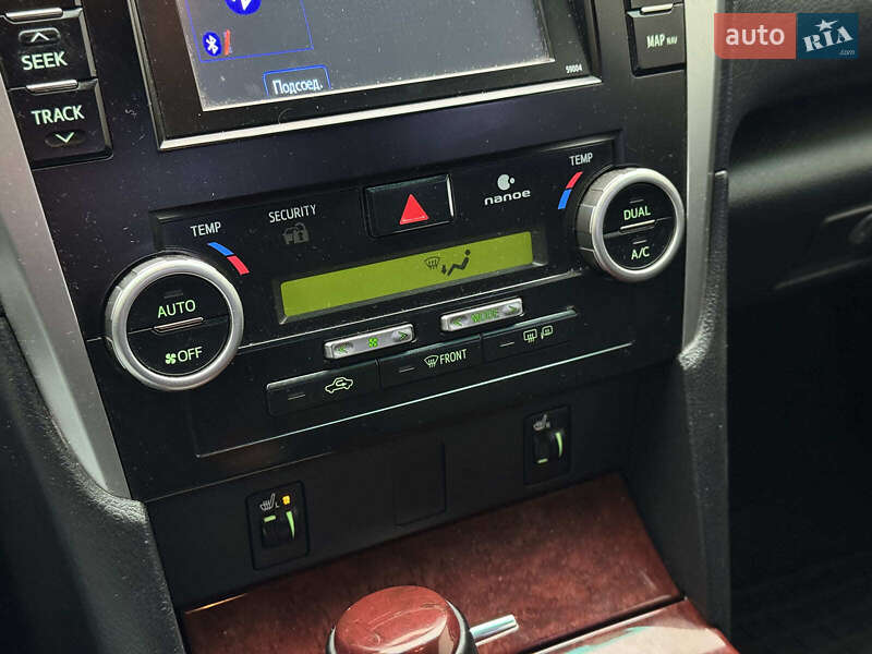 Седан Toyota Camry 2012 в Киеве фото 25 Седан Toyota Camry 2012 в Киеве