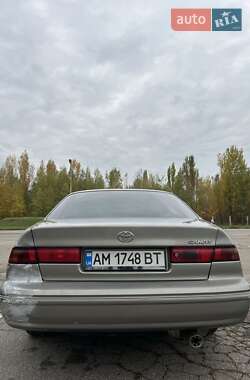 Седан Toyota Camry 1998 в  фото 14 Седан Toyota Camry 1998 в