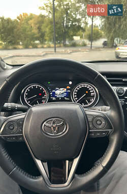 Седан Toyota Camry 2017 в 