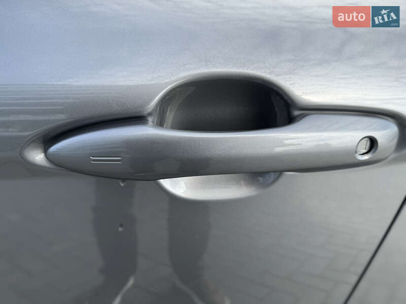 Седан Toyota Camry 2021 в Одесі