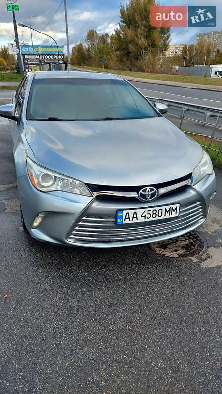 Седан Toyota Camry 2015 в Києві