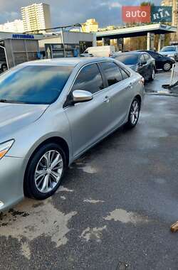 Седан Toyota Camry 2015 в 