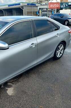Седан Toyota Camry 2015 в 