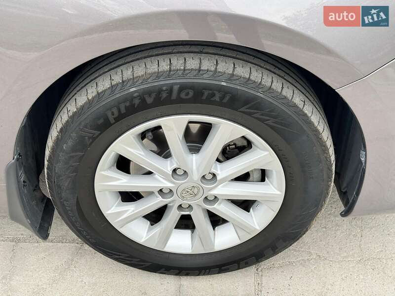 Седан Toyota Camry 2014 в Дніпрі фото 6 Седан Toyota Camry 2014 в Дніпрі