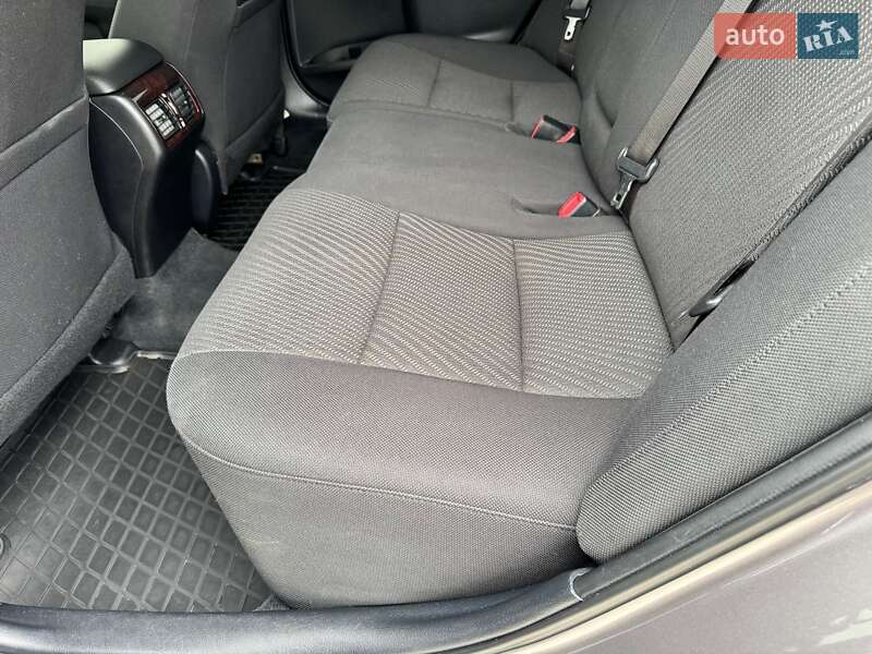 Седан Toyota Camry 2014 в Дніпрі фото 12 Седан Toyota Camry 2014 в Дніпрі