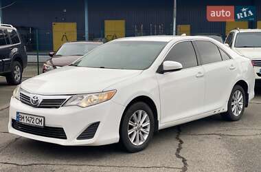 Седан Toyota Camry 2014 в Киеве Седан Toyota Camry 2014 в Киеве
