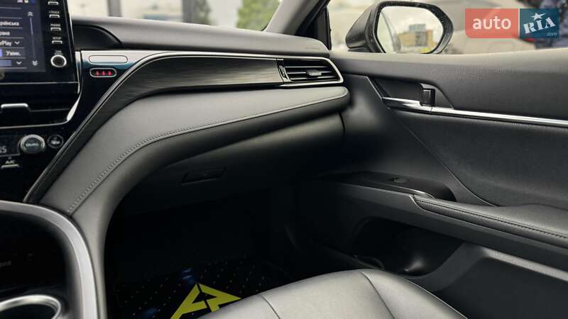 Седан Toyota Camry 2022 в Киеве фото 24 Седан Toyota Camry 2022 в Киеве