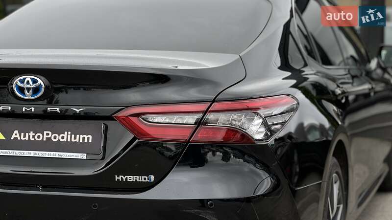 Седан Toyota Camry 2022 в Киеве фото 37 Седан Toyota Camry 2022 в Киеве