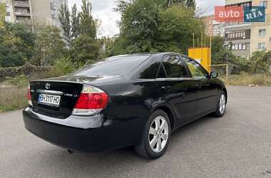 Седан Toyota Camry 2005 в  фото 6 Седан Toyota Camry 2005 в