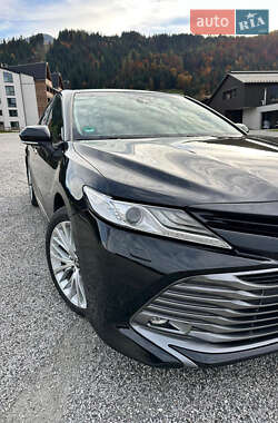 Седан Toyota Camry 2018 в  фото 6 Седан Toyota Camry 2018 в