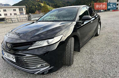 Седан Toyota Camry 2018 в  фото 7 Седан Toyota Camry 2018 в