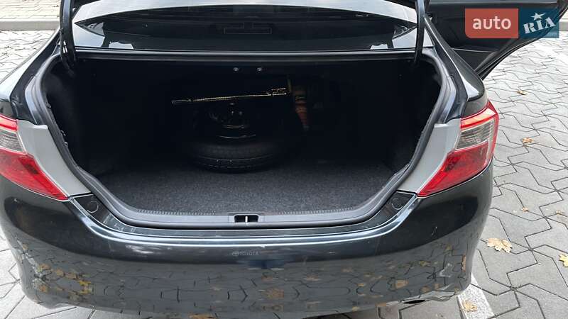Седан Toyota Camry 2014 в Тернополі фото 13 Седан Toyota Camry 2014 в Тернополі