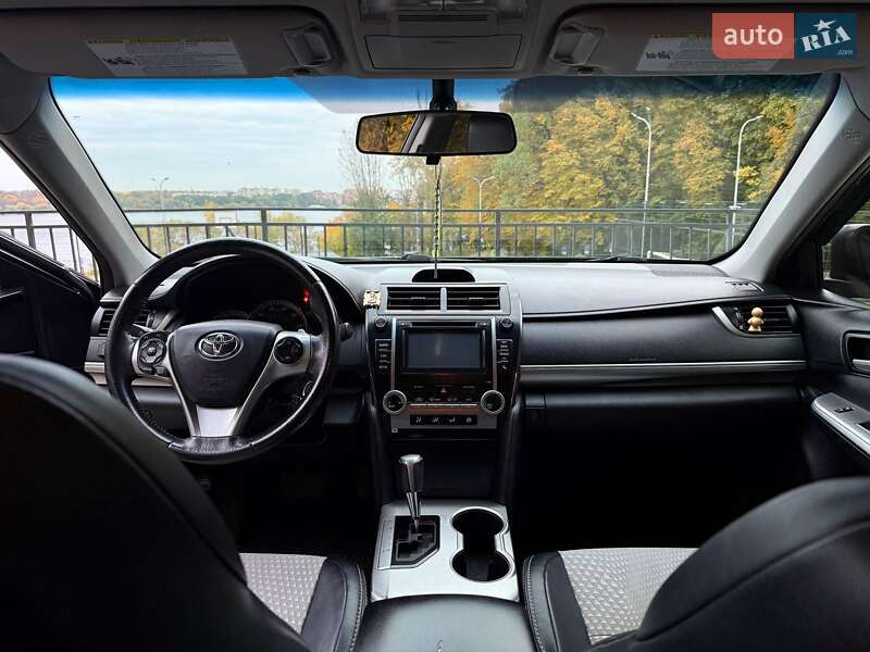 Седан Toyota Camry 2014 в Тернополі фото 20 Седан Toyota Camry 2014 в Тернополі