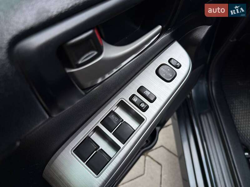 Седан Toyota Camry 2014 в Тернополі фото 16 Седан Toyota Camry 2014 в Тернополі