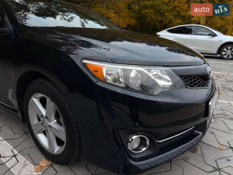Седан Toyota Camry 2014 в Тернополі фото 11 Седан Toyota Camry 2014 в Тернополі