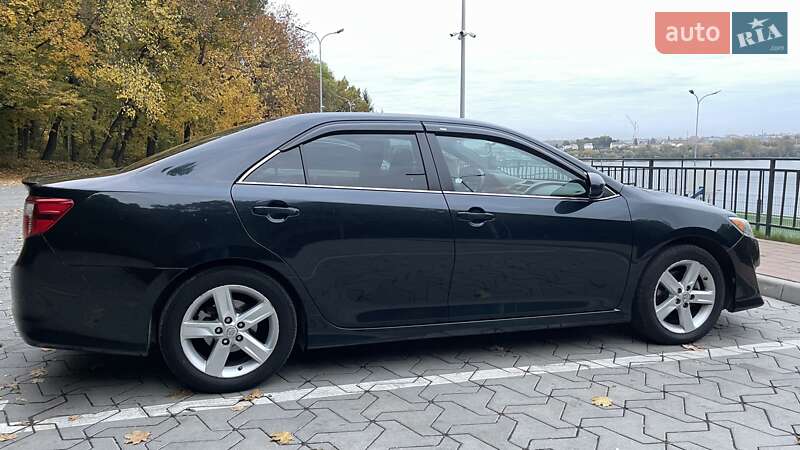 Седан Toyota Camry 2014 в Тернополі фото 9 Седан Toyota Camry 2014 в Тернополі