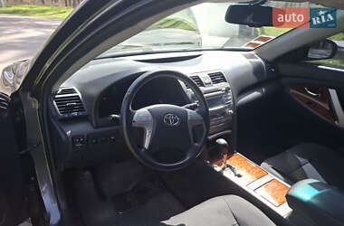 Седан Toyota Camry 2010 в 