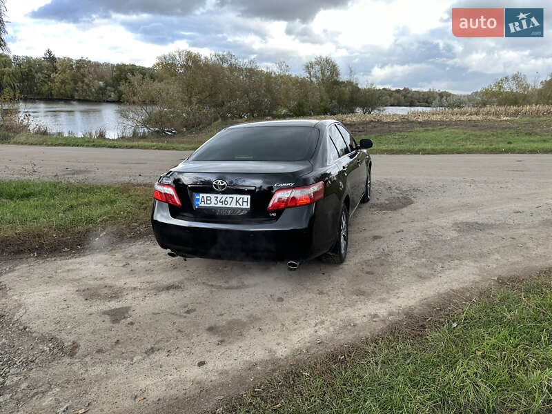 Седан Toyota Camry 2007 в Умані
