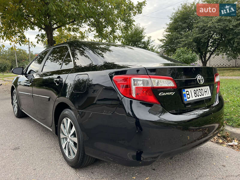 Седан Toyota Camry 2012 в Кременчуге фото 5 Седан Toyota Camry 2012 в Кременчуге