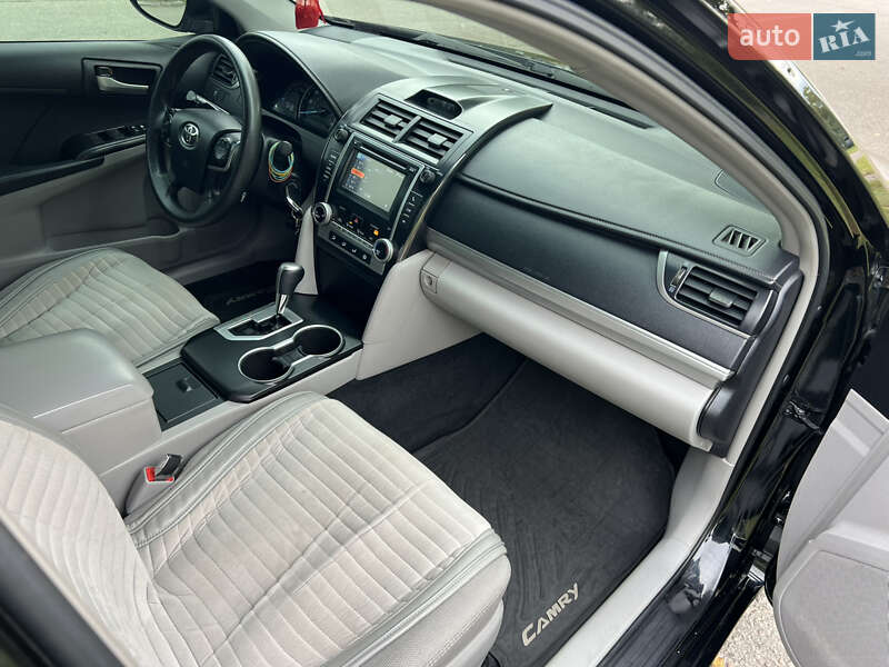 Седан Toyota Camry 2012 в Кременчуге фото 8 Седан Toyota Camry 2012 в Кременчуге